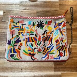 Steve Madden  Crossbody Purse Embroidered Multi Colored Boho Chain Strap Zip Top
